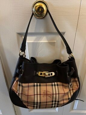 Burberry Black Leather & Beige Nova Check Shoulder Bag